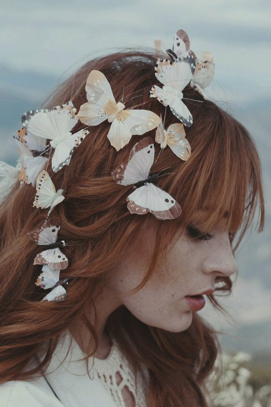 In Weddings The 90s Are Back And Better Than Ever