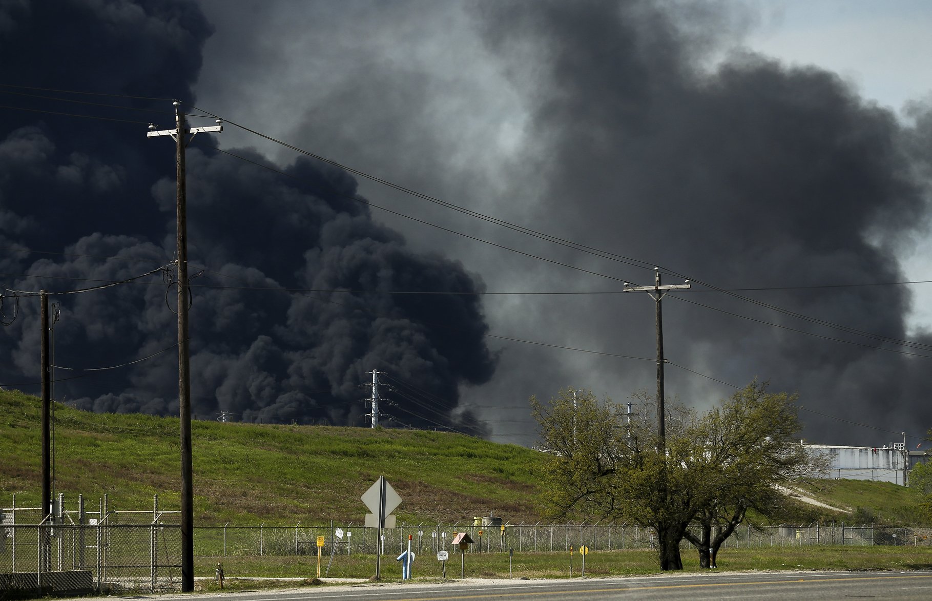 Cleanup of Texas chemical plant hamstrung by new fire, spill AP News