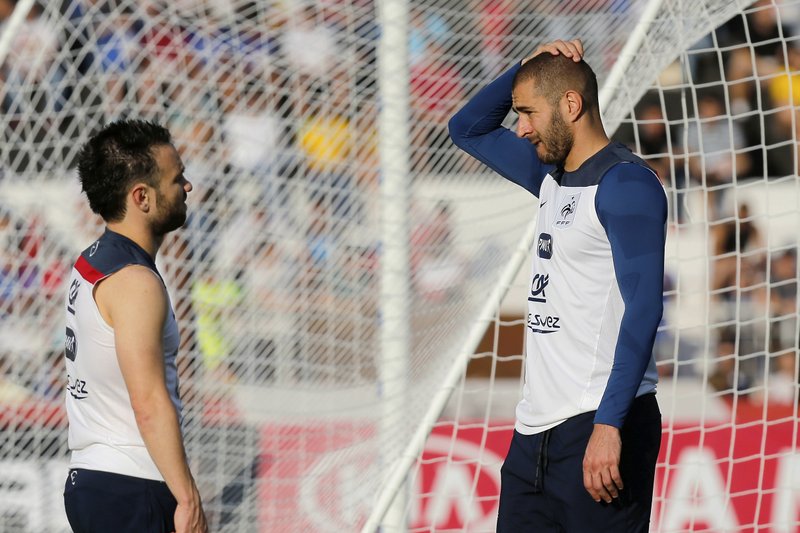 French court says investigation of Benzema was unfair