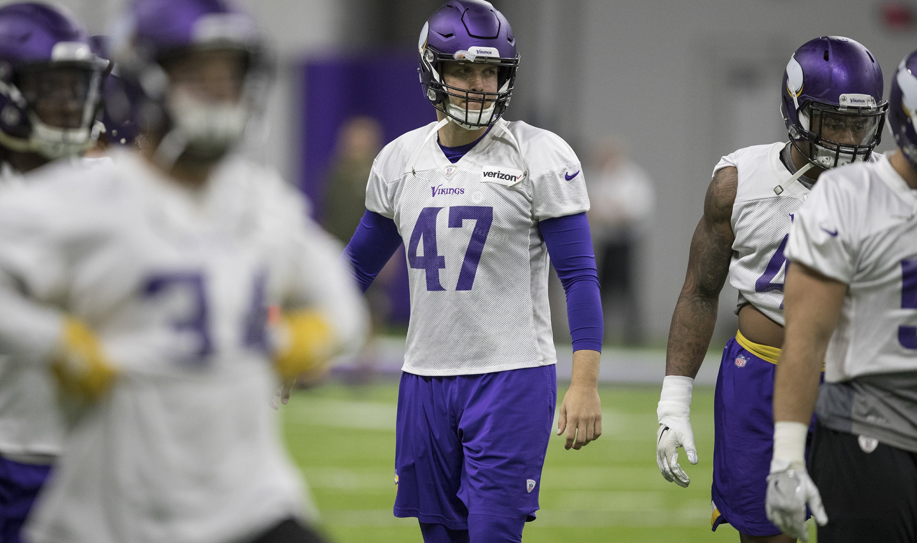 Vikings Laud Long Snapper S Toughness After Lost Finger Tip