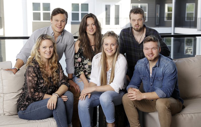 Willis Clan Rebuilding Their Career After Father S Crimes