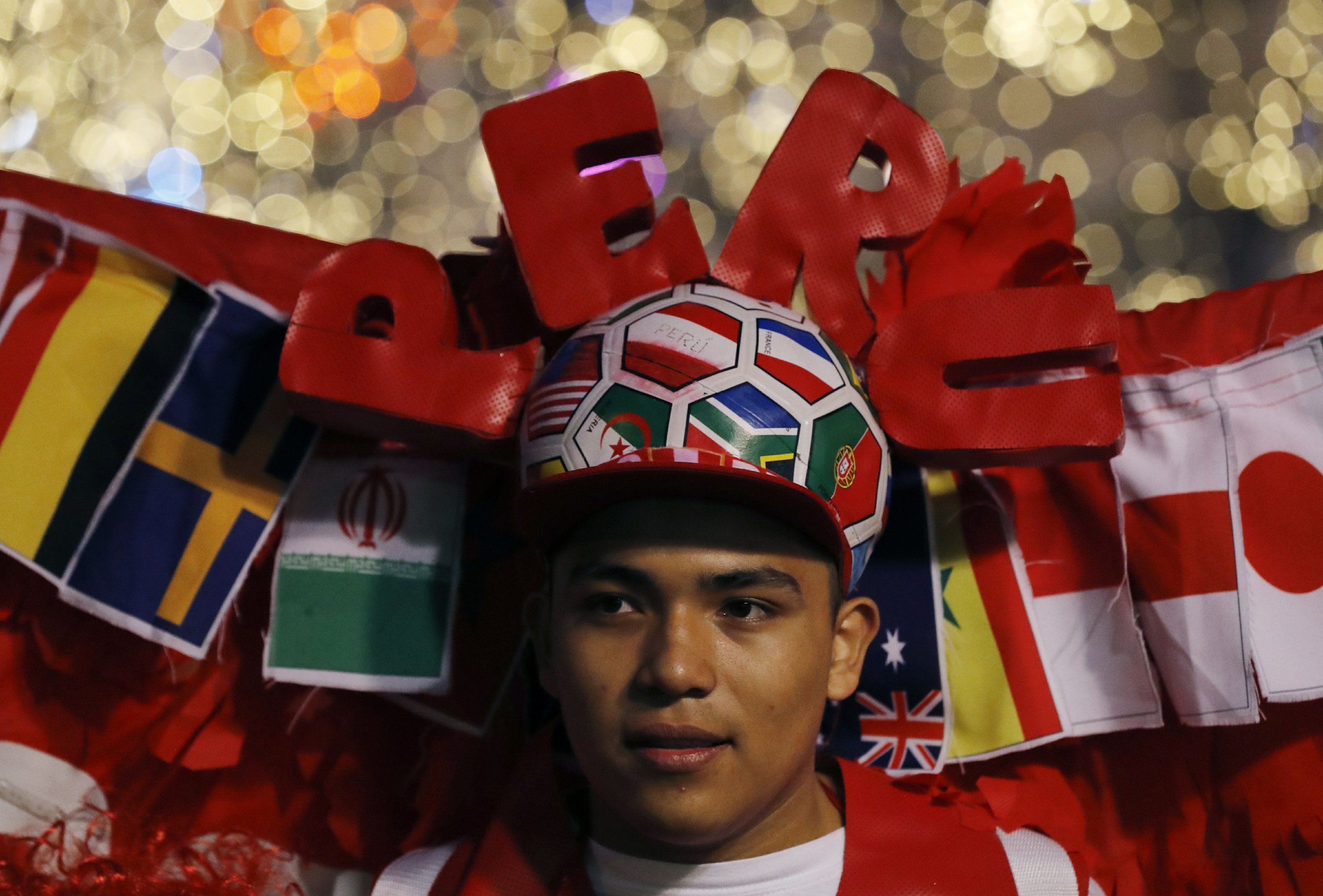 indre At blokere tale Passionate Peruvian fans flood World Cup's smallest city | AP News