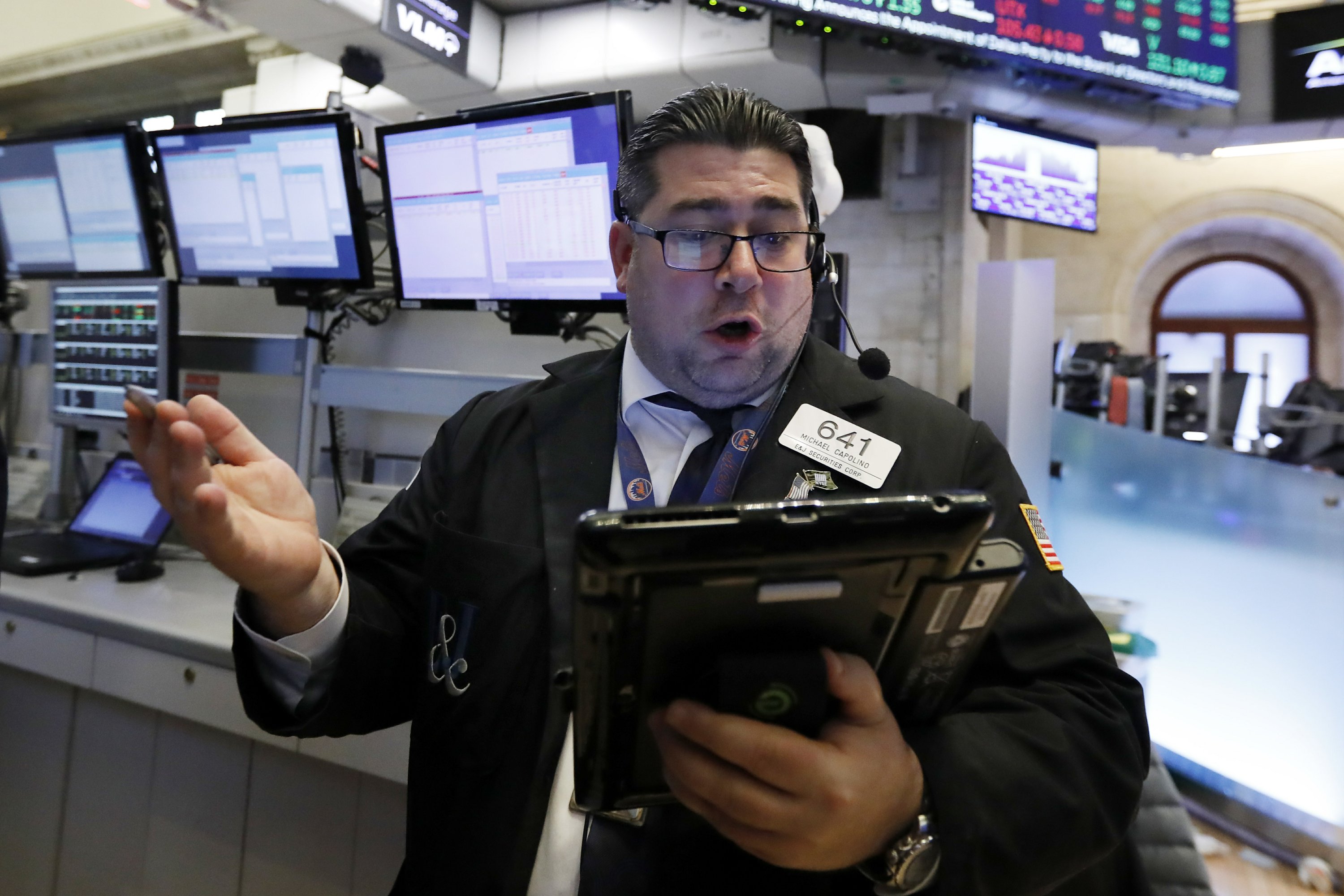 Japan falls, other Asian stocks gain after Wall Street rally Japan falls, other Asian stocks gain after Wall Street rally