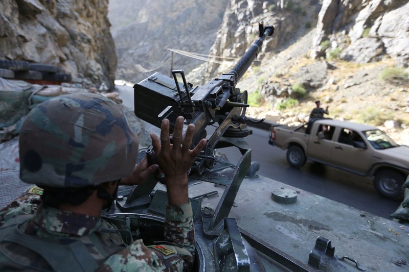 Afghan official says major offensive against IS underway