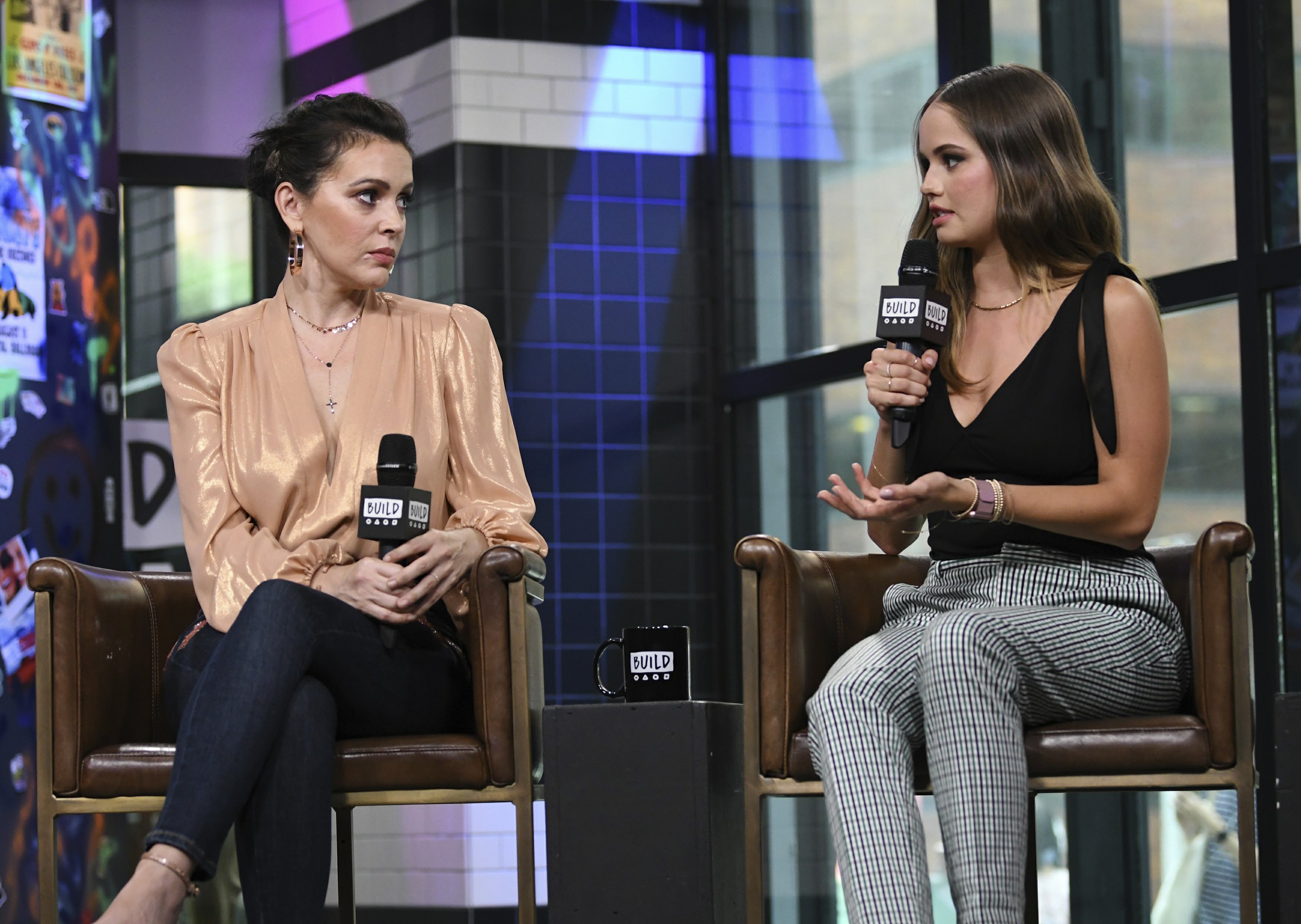 Alyssa Milano Debby Ryan Talk Insatiable And Fat Shaming Ap News