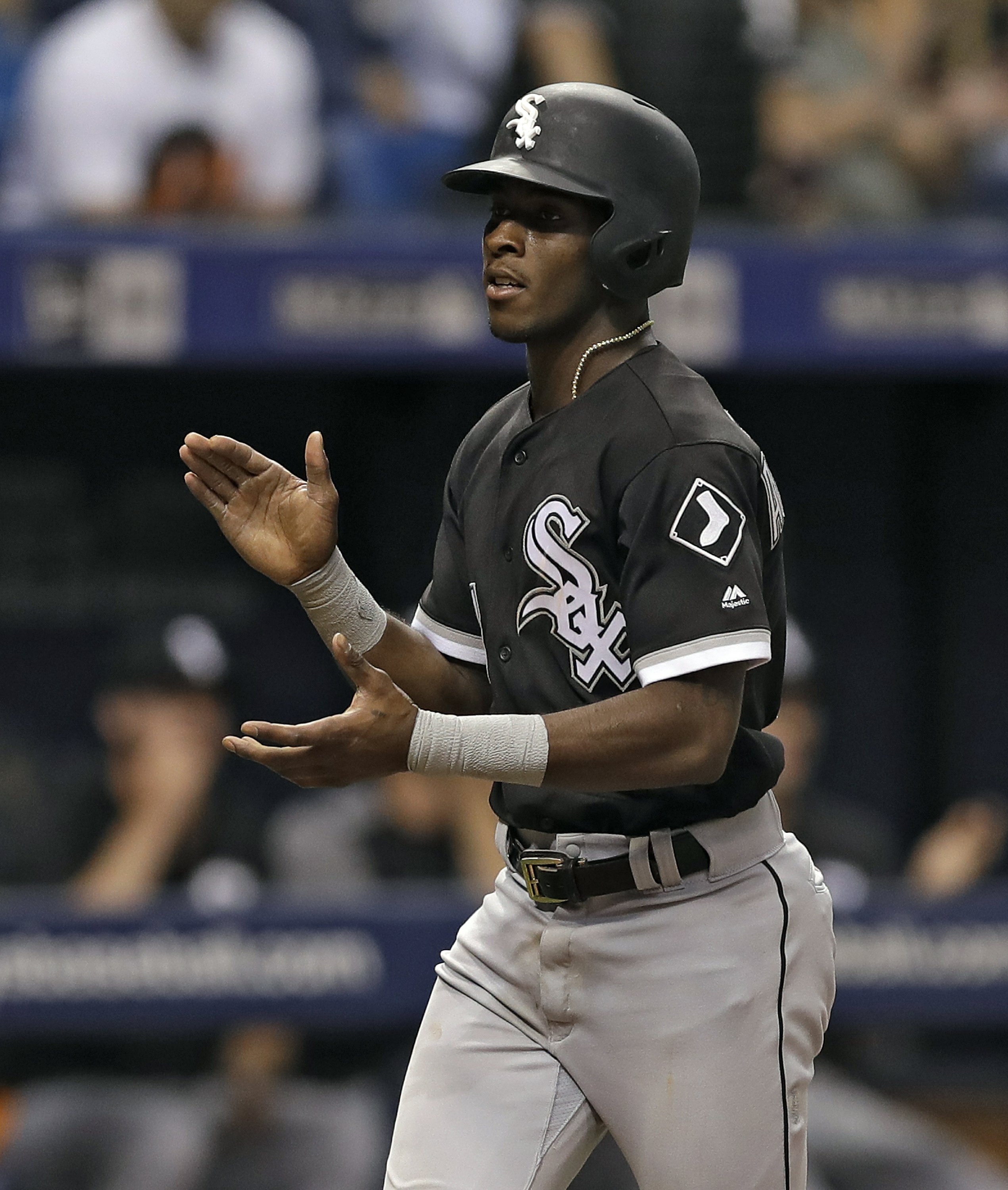 White Sox score in ninth, beat Rays 21 AP News