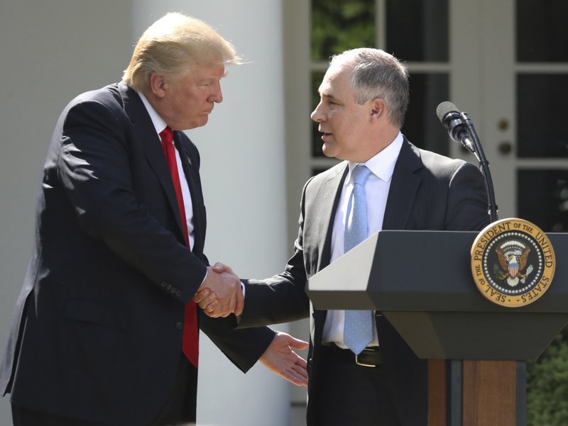 Donald Trump, Scott Pruitt