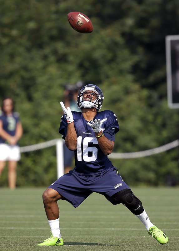 Recovered From Broken Leg Lockett Practices For Seahawks