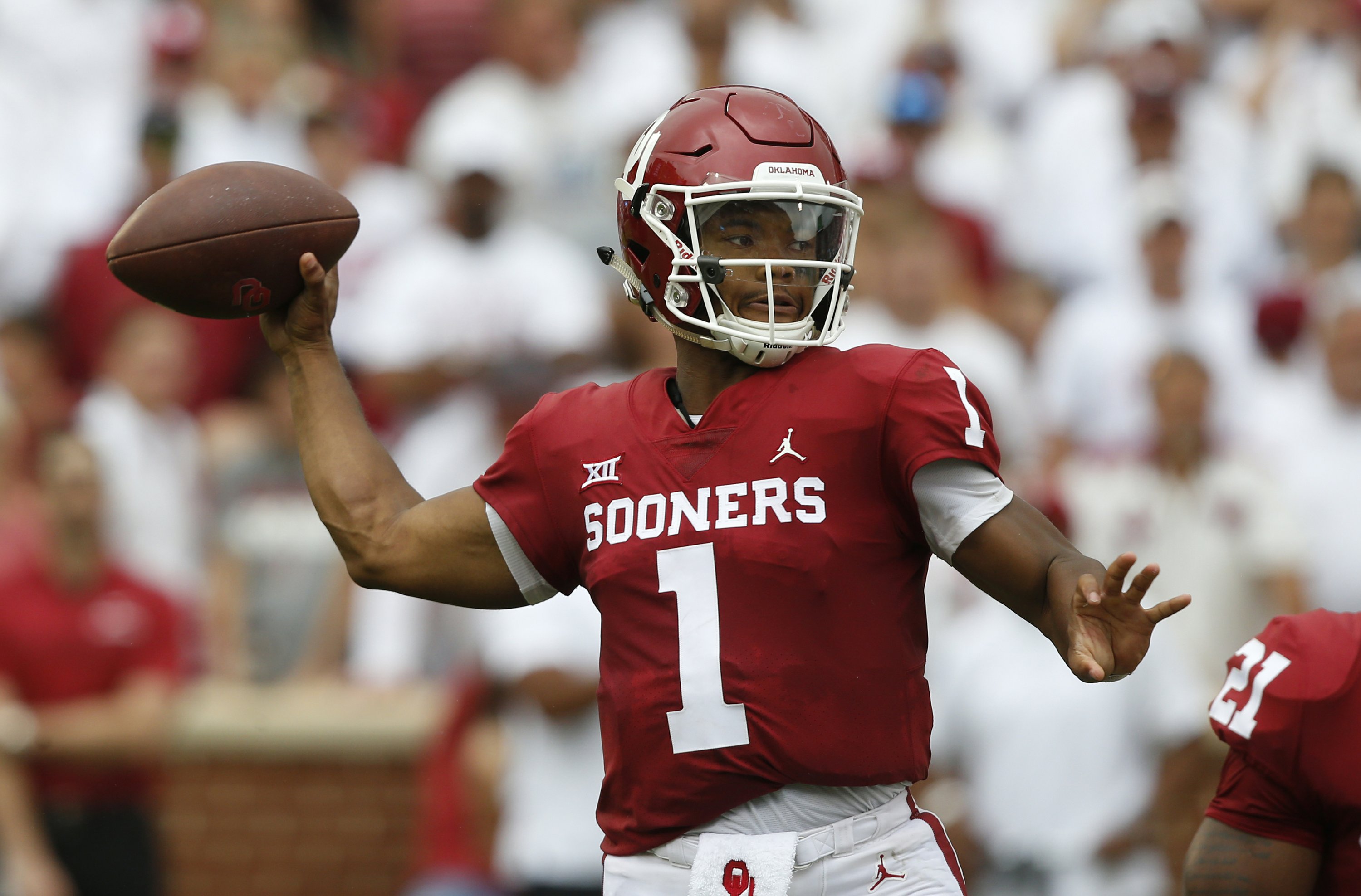 Oklahoma QB Kyler Murray is named the AP Player of the Year