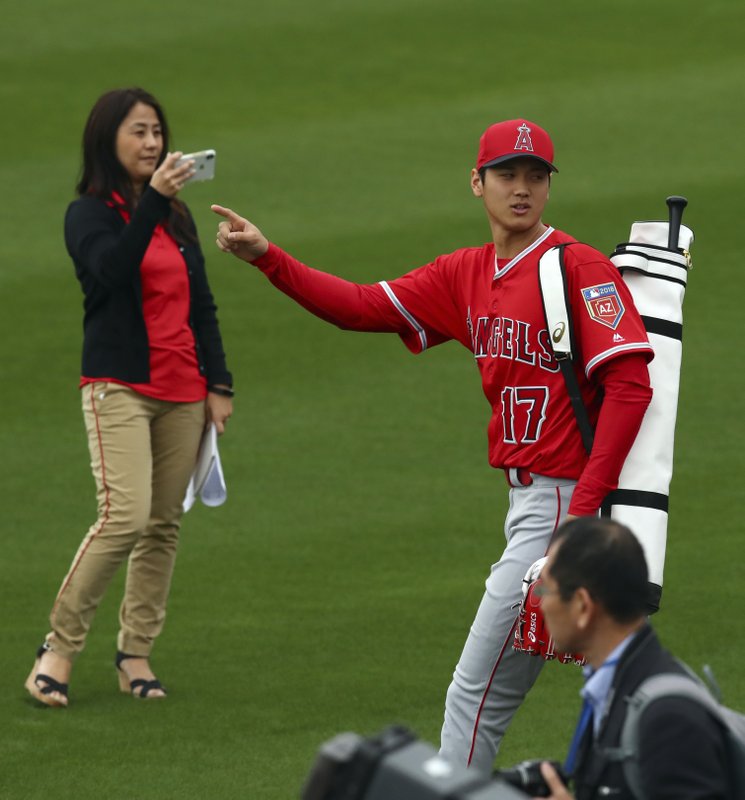 Shohei Ohtani Girlfriend Shohei Ohtani Girlfriend Shohei Ohtani