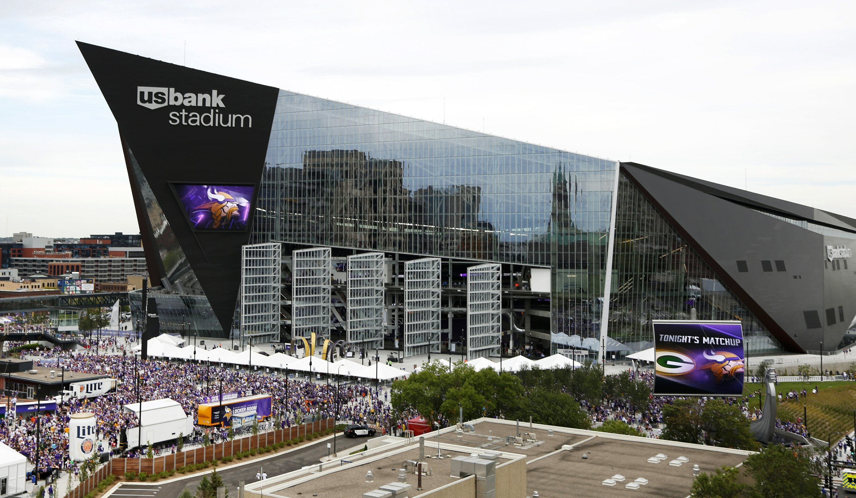 Vikings Open New Stadium In Style With A Win Over Pack