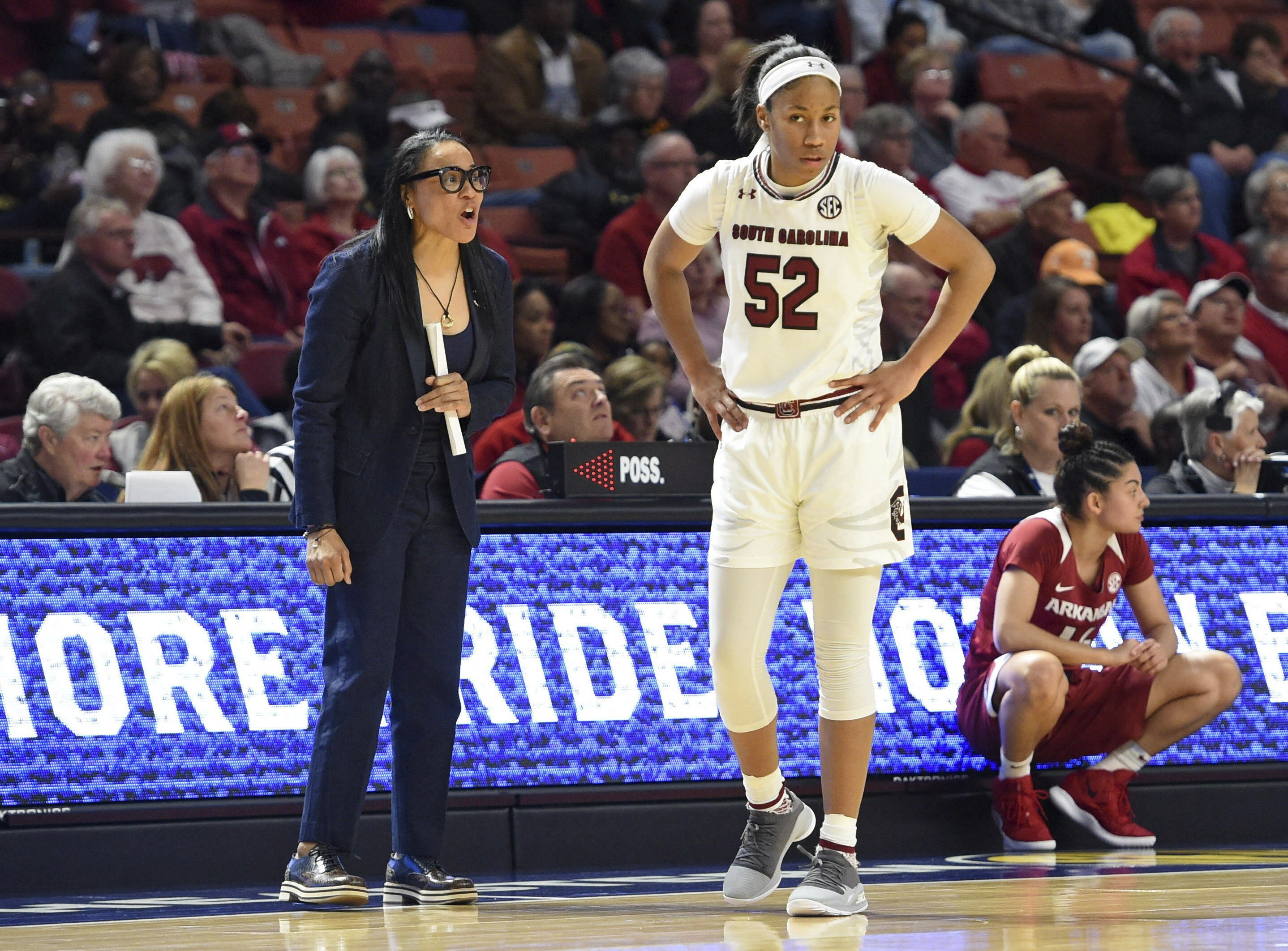 She played basketball. Wilson NCAA Highlight красивая картинка. South Carolina Plate 2019. Strong show Player.