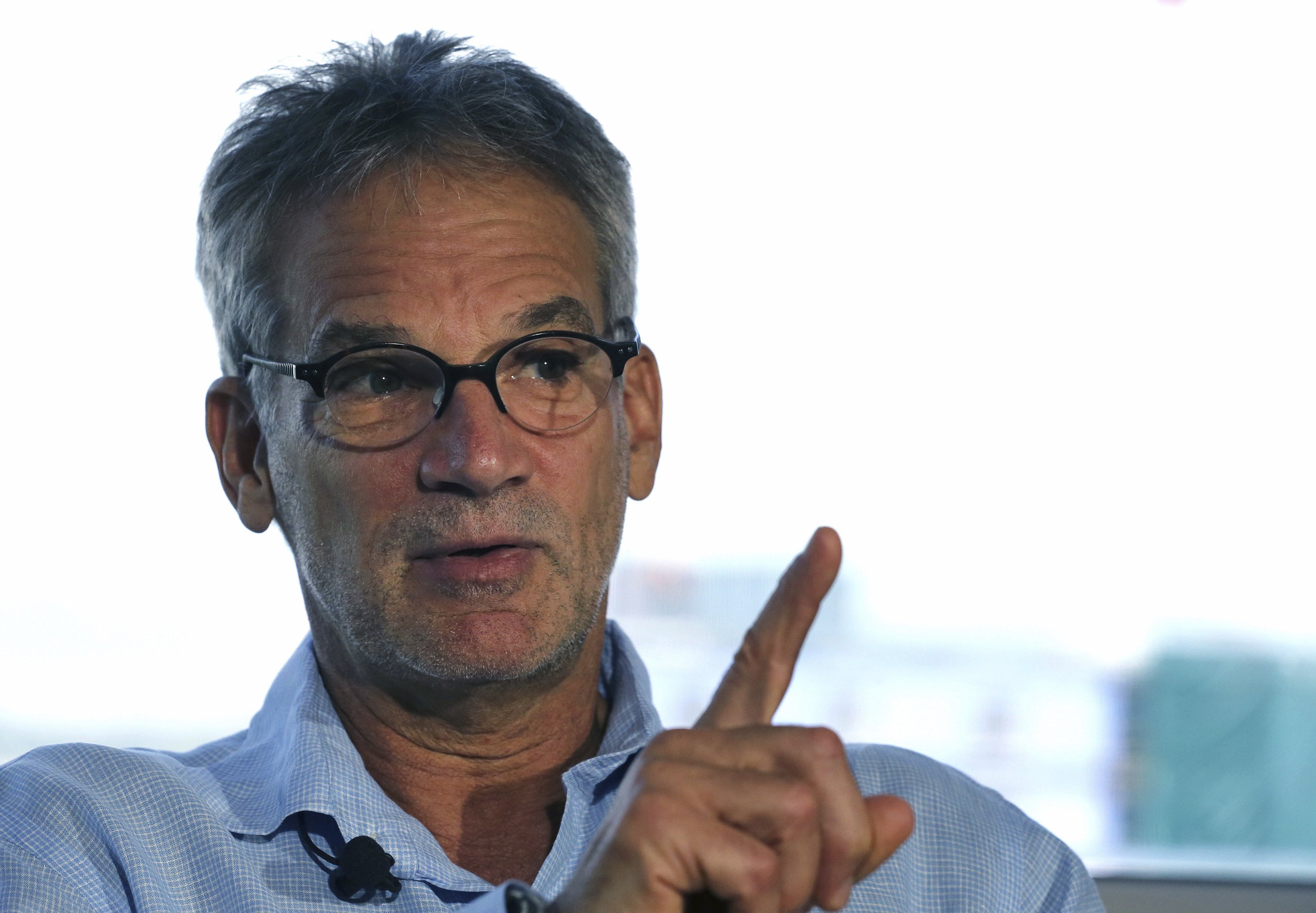 Is jon krakauer still alive picture