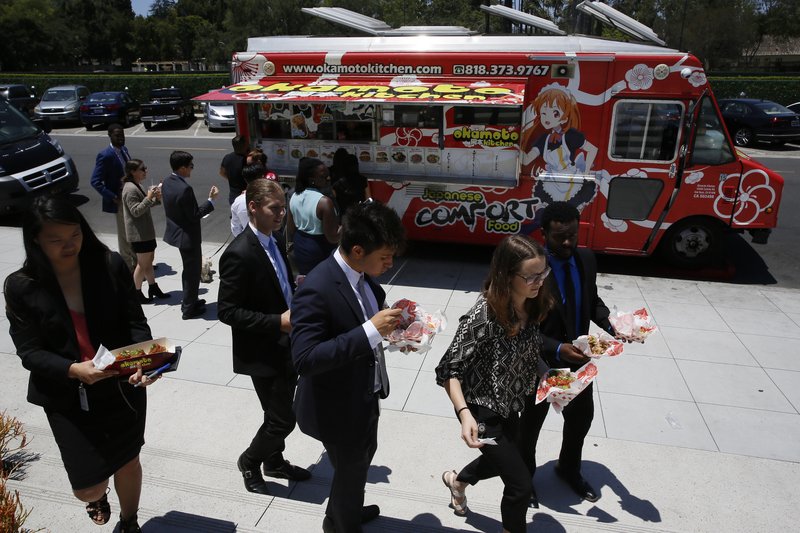 Food Truck Evolution Owners Strategize As Novelty Wears Off