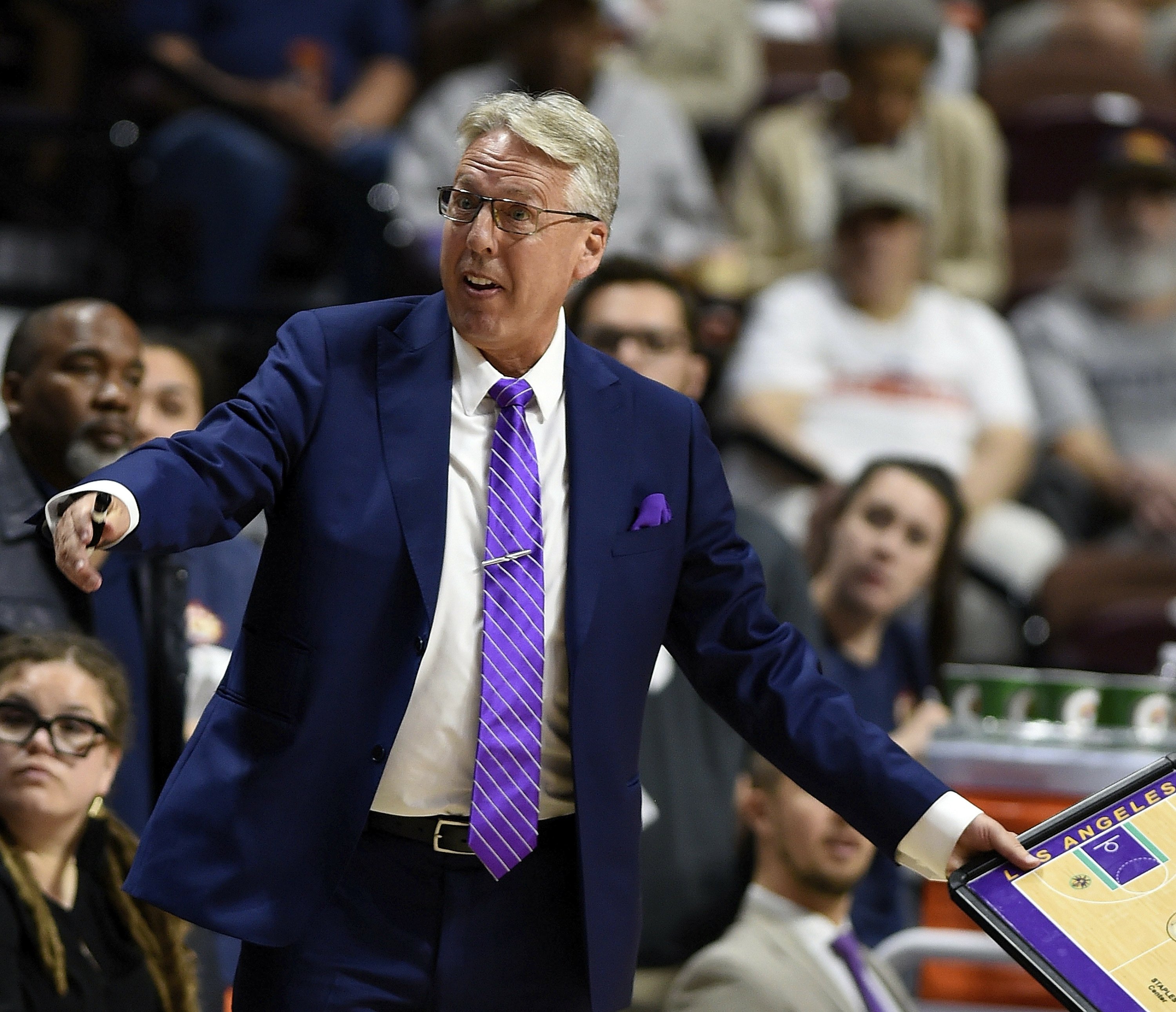 Brian Agler resigns as coach of WNBA's Los Angeles Sparks | AP News