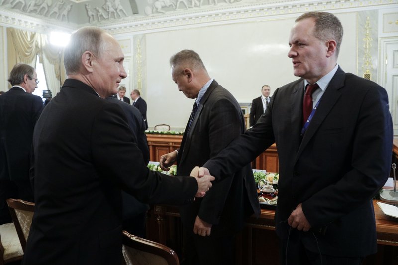 Vladimir Putin, Ian Phillips