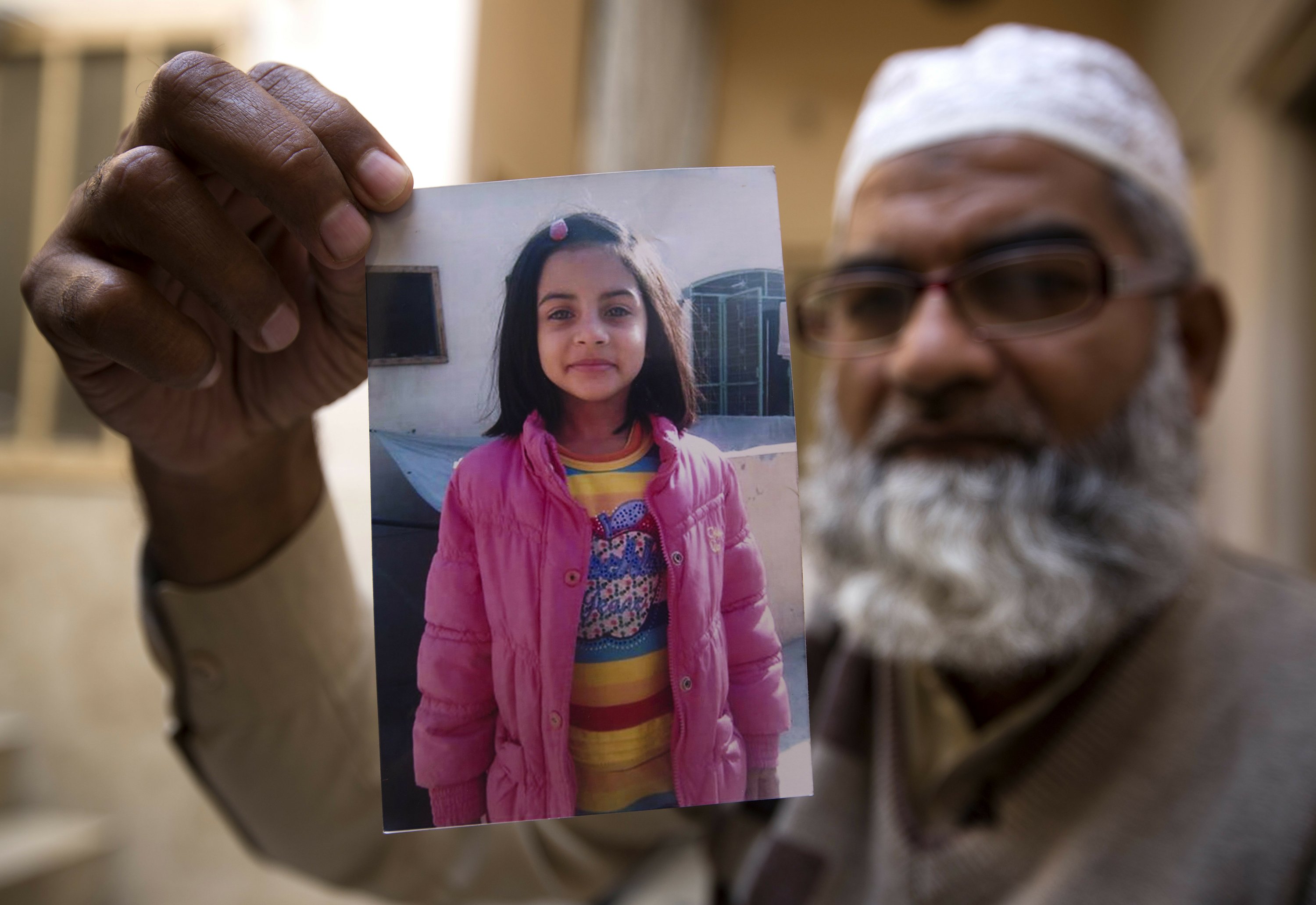 3000px x 2063px - After girl's killing, Pakistani women speak out on abuse | AP News