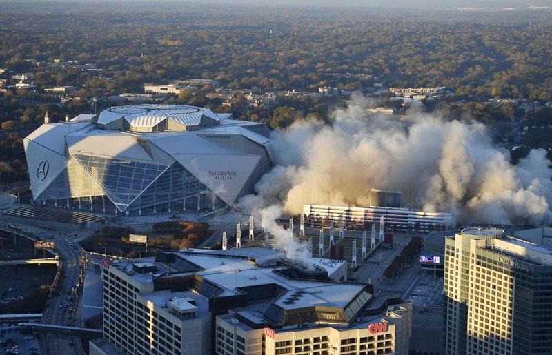 3-2-1, BAM! Georgia Dome imploded in downtown Atlanta