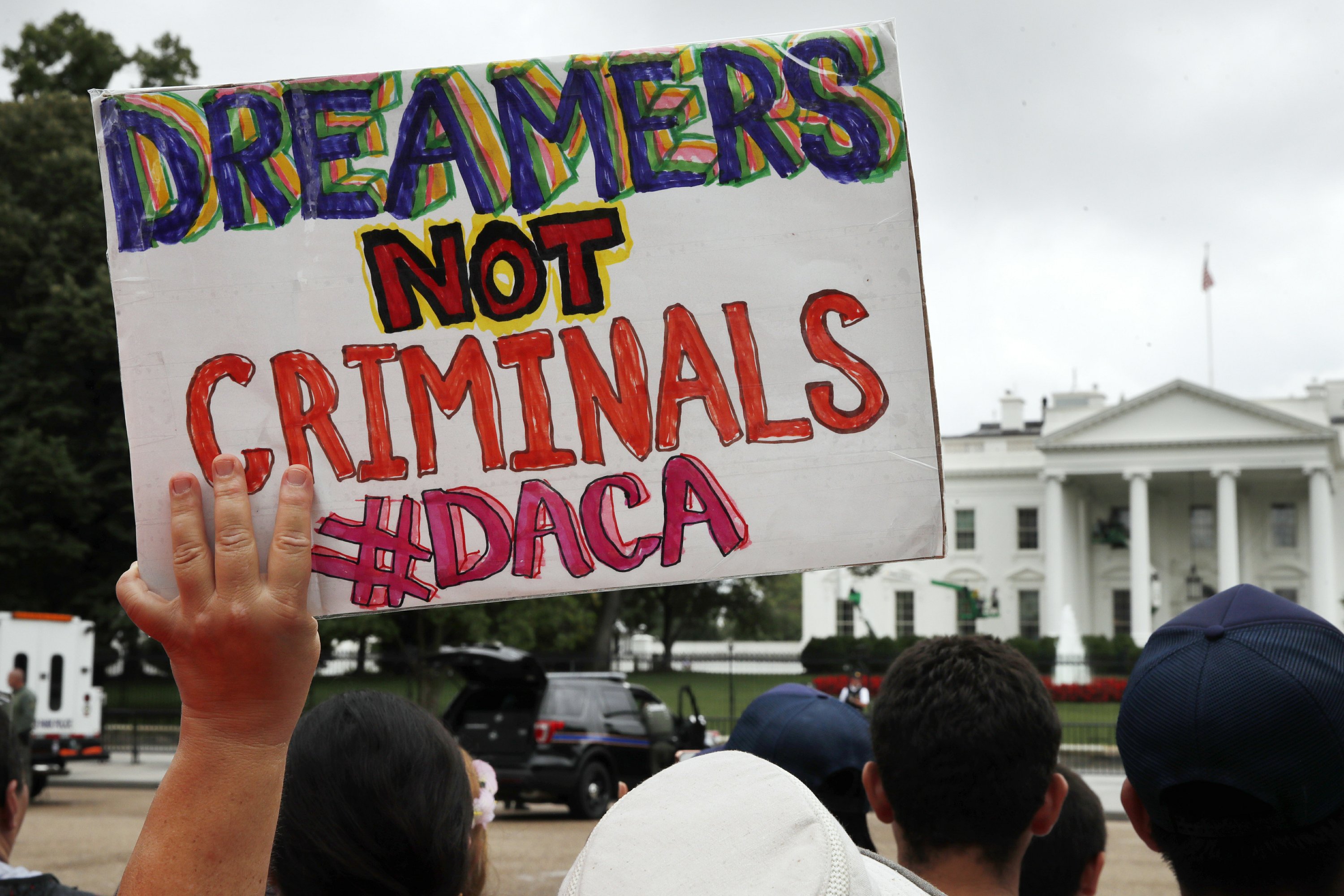 Trump expected to decide soon on fate of young immigrants