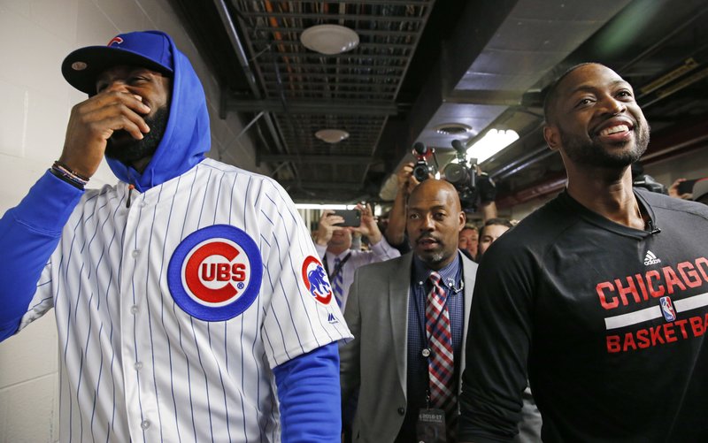 cubs jersey and hat