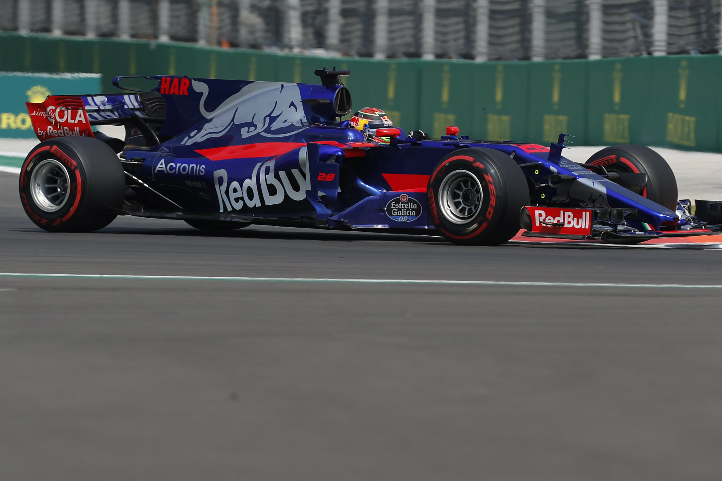 pierre gasly 2018