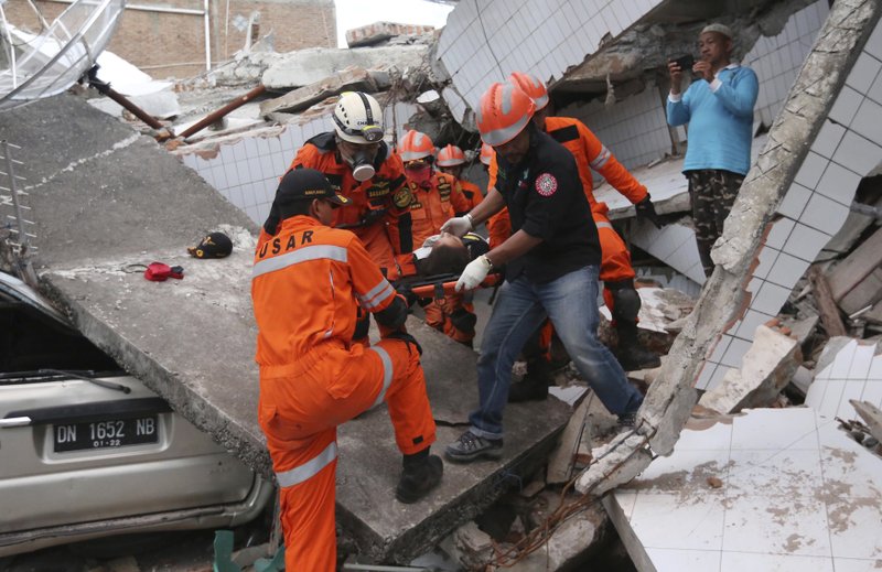 Over 800 Dead In Indonesia Quake And Tsunami Toll May Rise