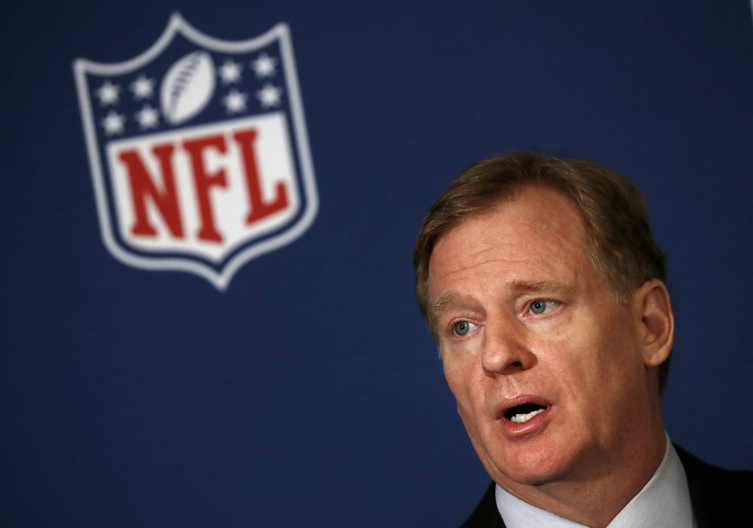 NFL teams under no time pressure to form own anthem policies AP News