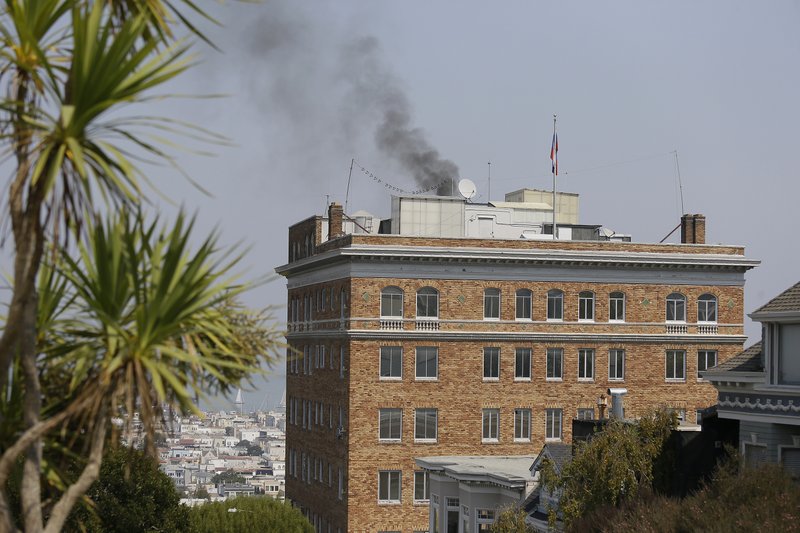 Hasil gambar untuk Russian diplomats shut down SF consulate in response to U.S. order