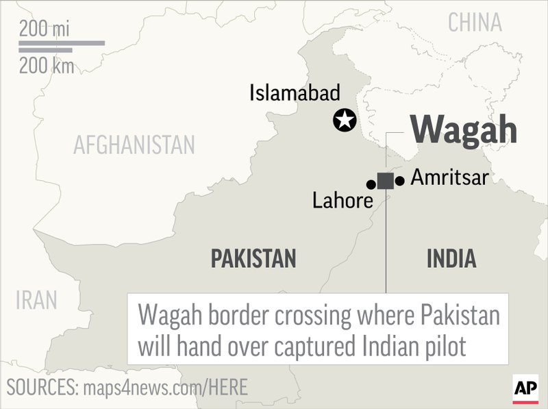 Pakistan brings captured Indian pilot to border for handover