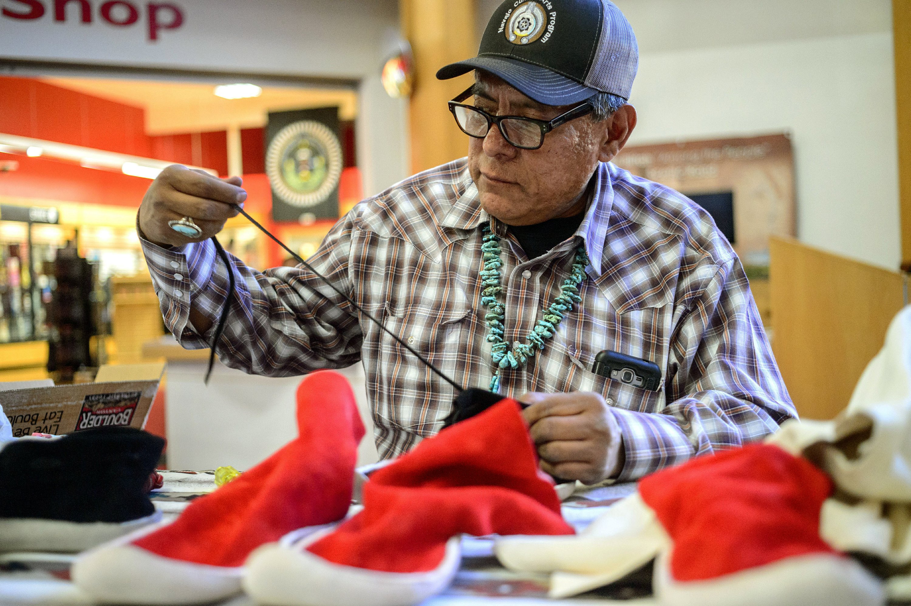 navajo moccasins for sale