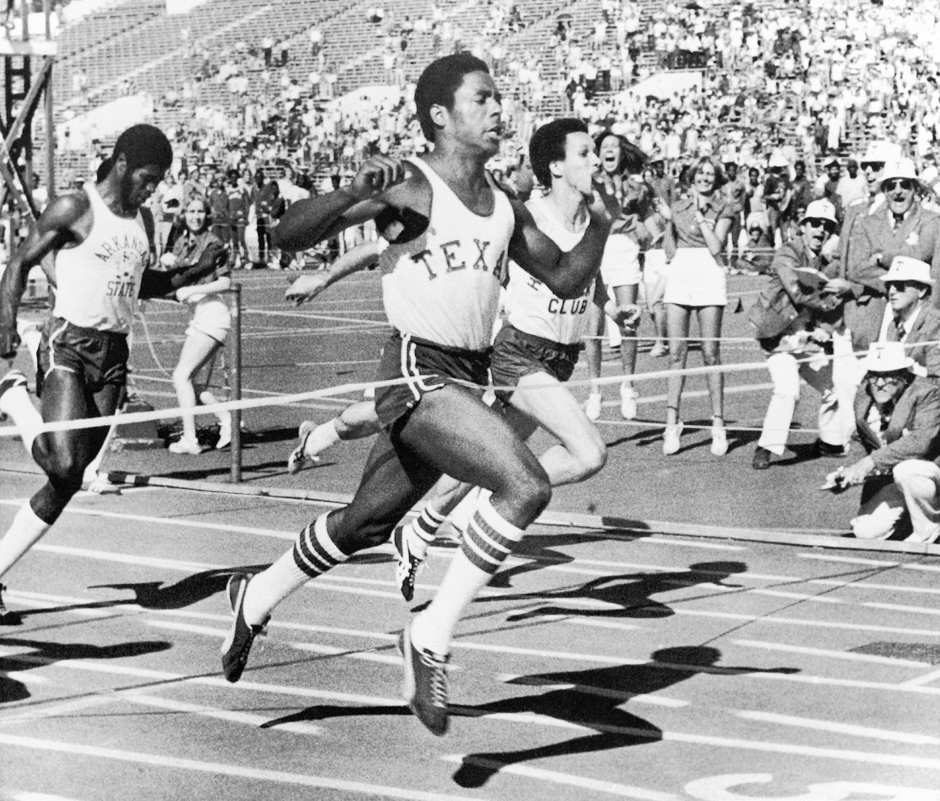 Former Texas football standout and Olympian Jones dies at 60 AP News