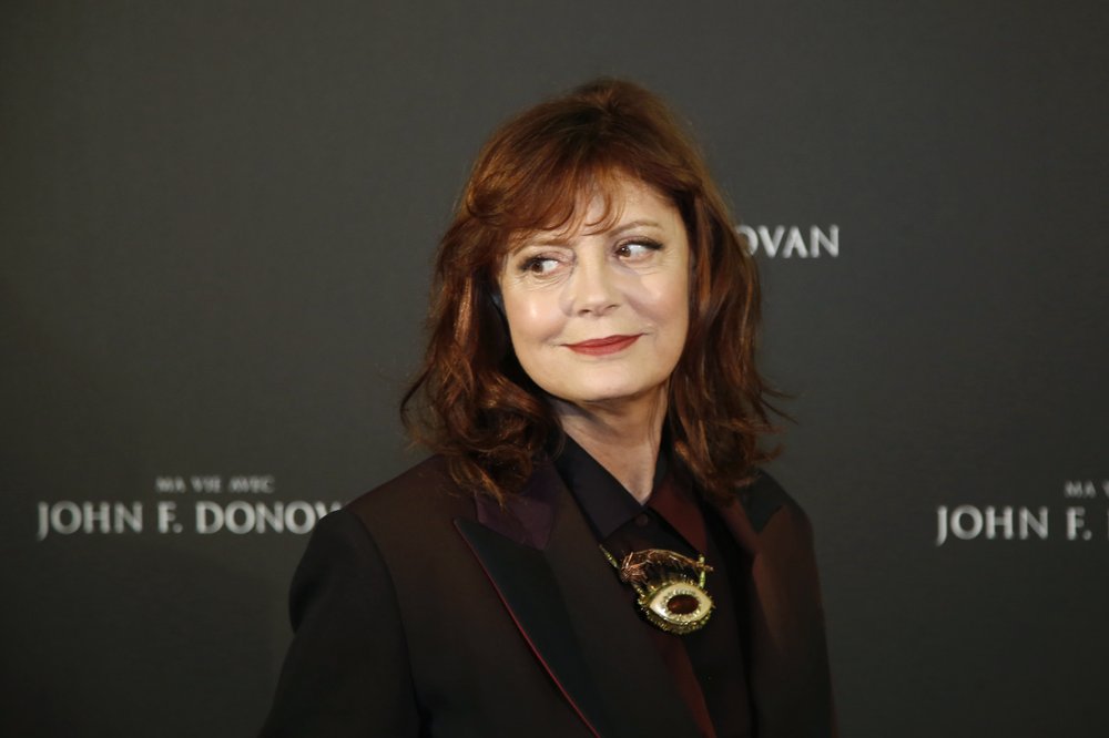 Ben Affleck Susan Sarandon Other Stars Donate To 2020 Dems