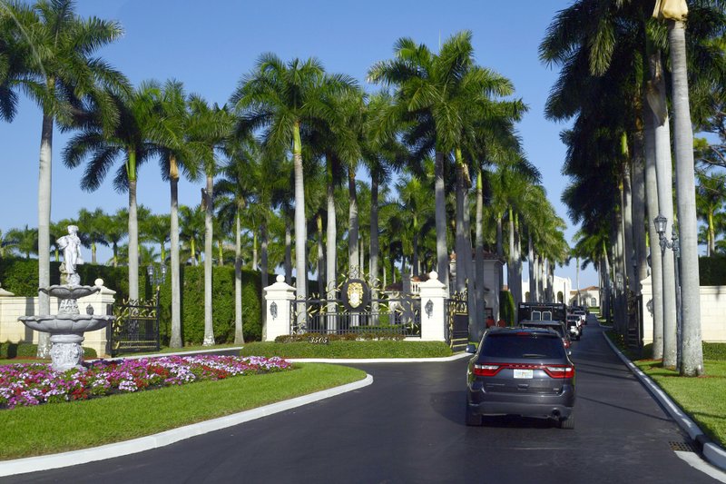 Trump S Mar A Lago Mixing Work Business Pleasure