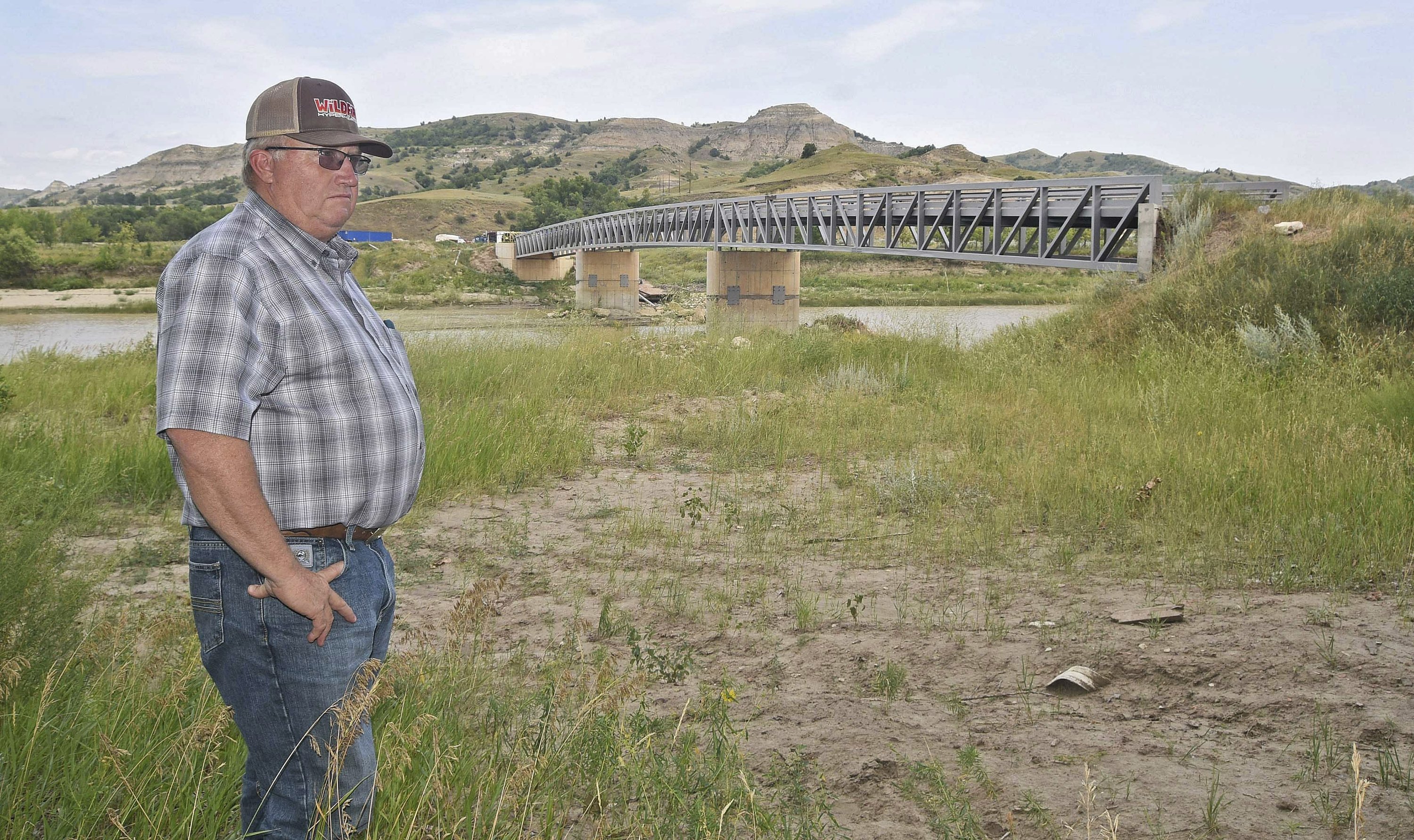 Federal agency studies unauthorized bridge in North Dakota