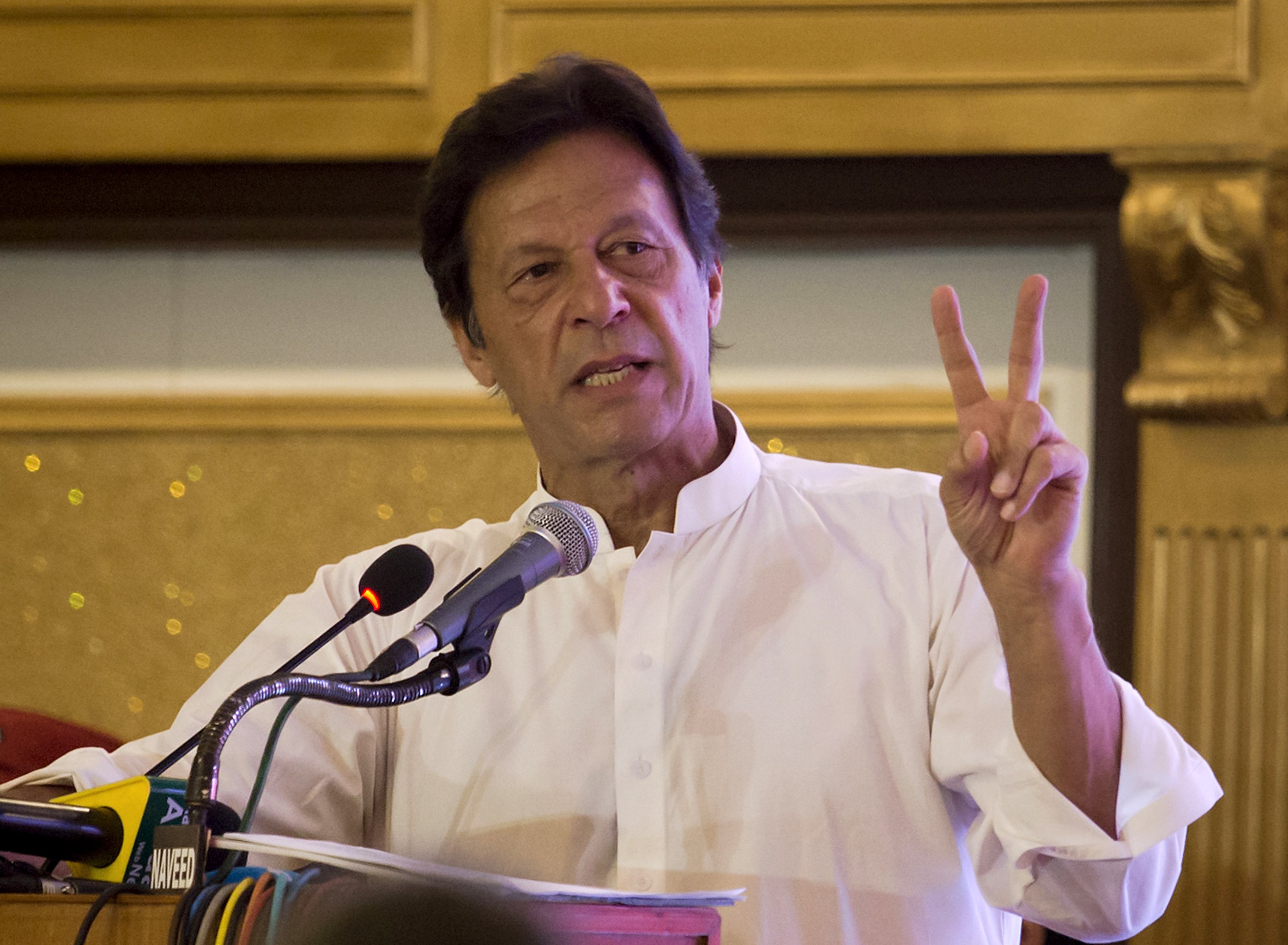 Pakistan Opposition Leader Khan Unveils Election Platform Ap News