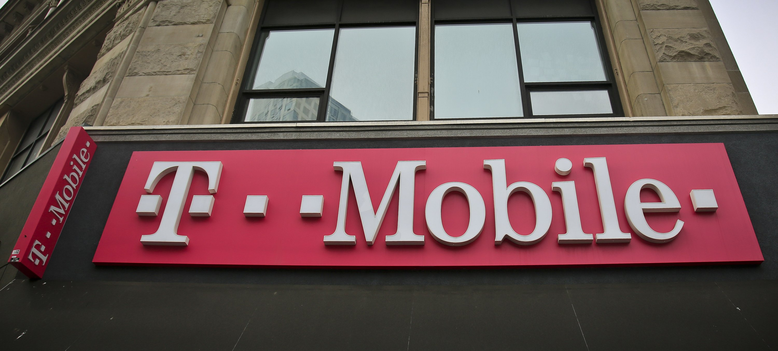 The Latest Democrats Question T Mobile Sprint Merger Deal Ap News