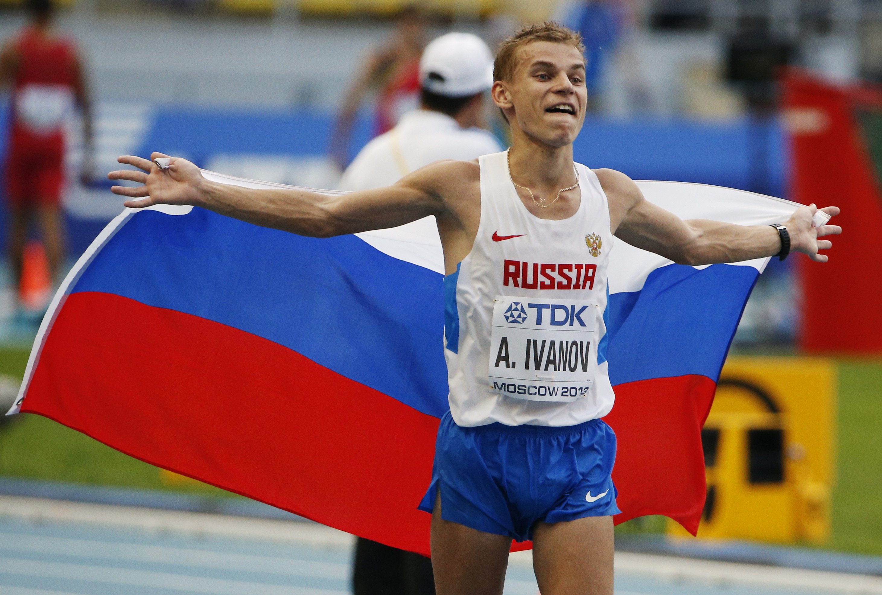 3 спортсмена. Александр Алексеевич Иванов (легкоатлет). Александр Иванов легкая атлетика. Александр Иванов ходьба. Александр Иванов спортивная ходьба.