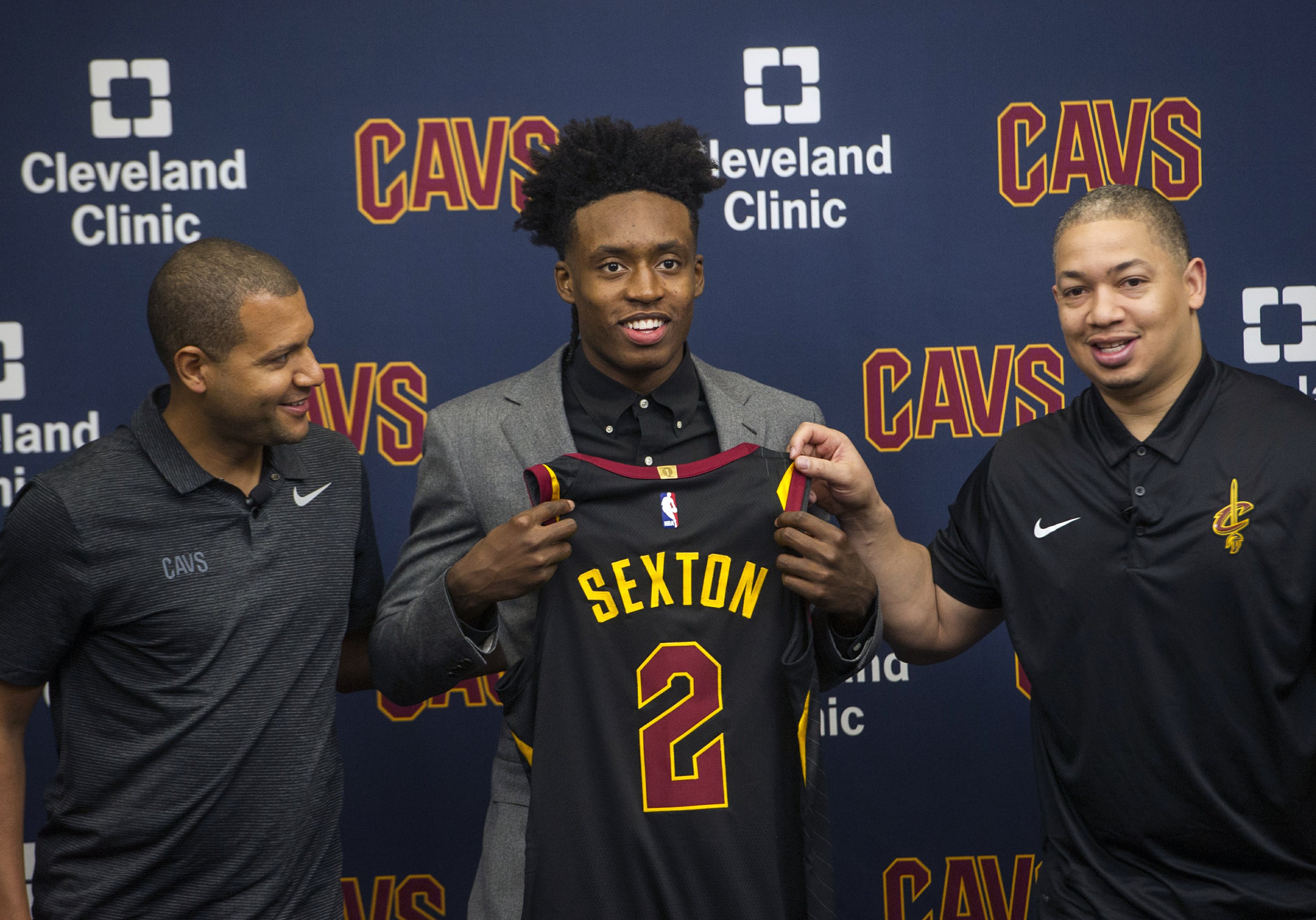 collin sexton earned jersey