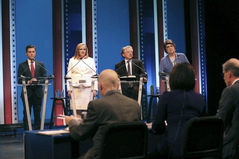 8 Democrats seek to challenge Wisconsin Gov. Scott Walker