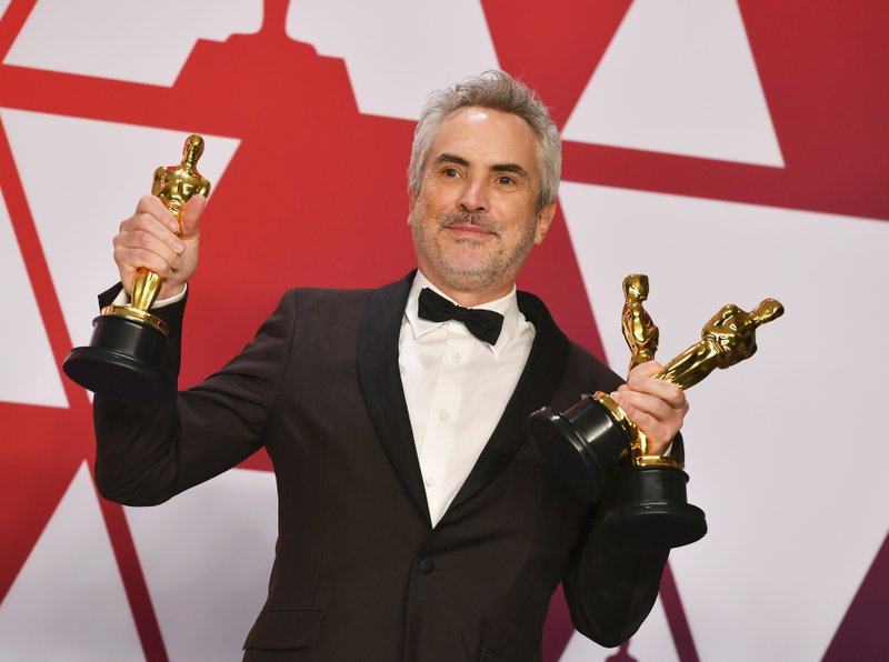 Cuaron S Roma Gives Mexico 1st Foreign Language Film Oscar