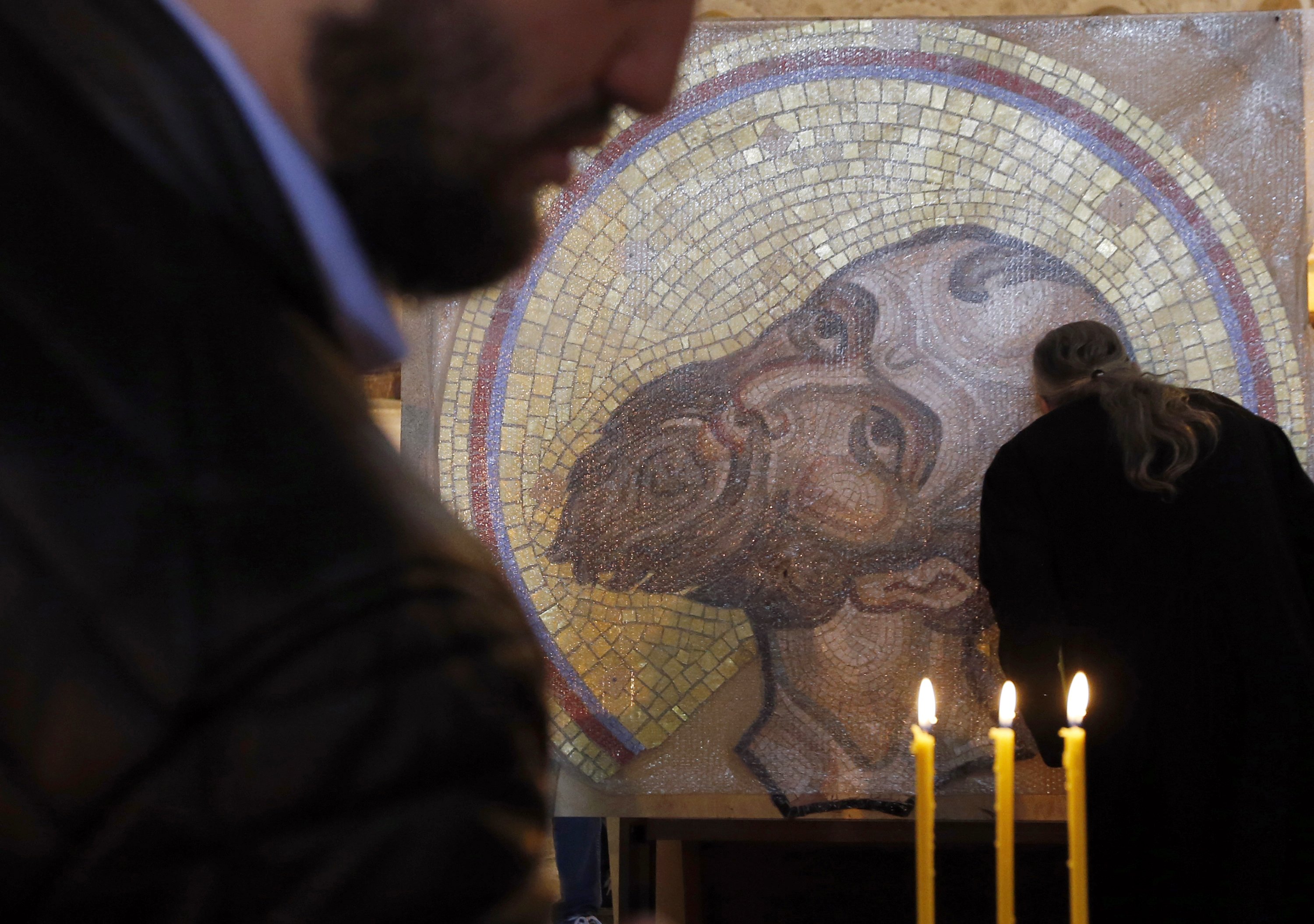 Huge Russian mosaic arrives at Serbia's largest church