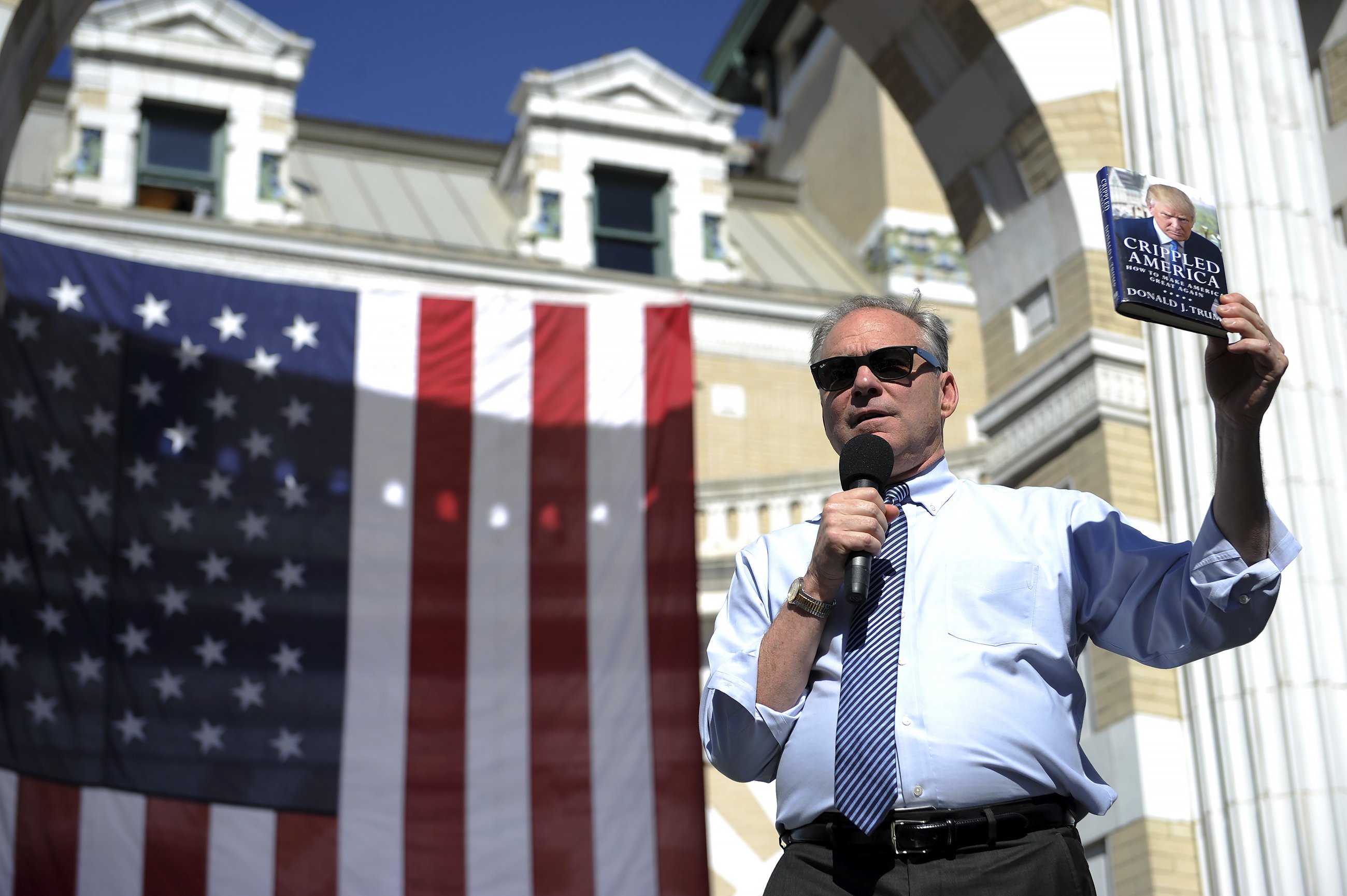 The Latest: Kaine needles Pence over 'that Mexican thing'