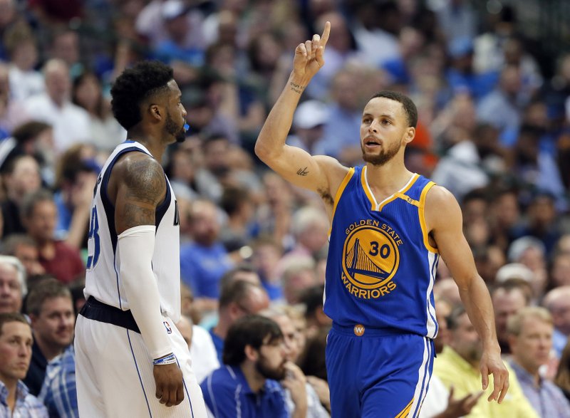 Warriors logran 28vo triunfo como visitantes en la campaña