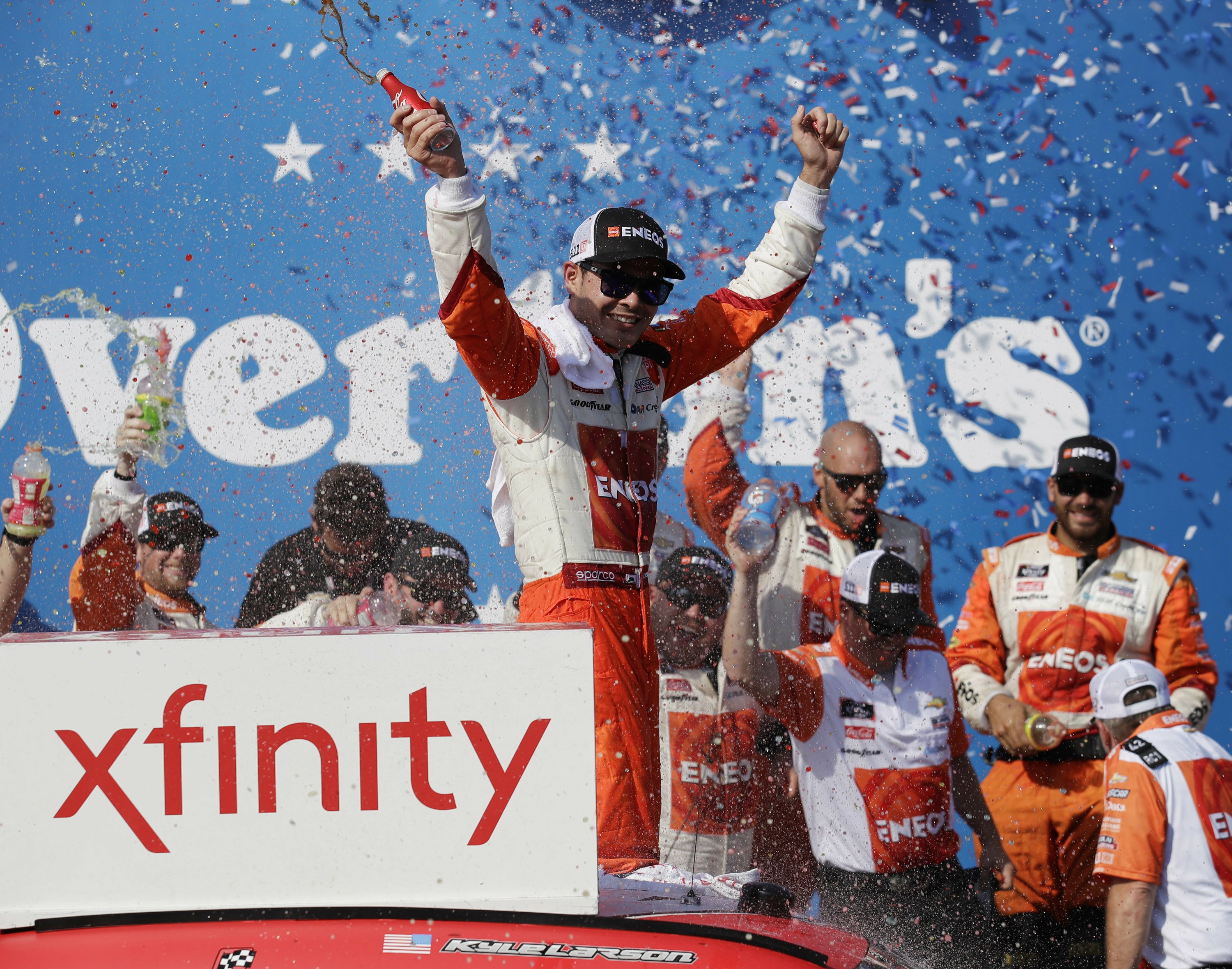 Larson Wins Nascar Xfinity Race At Chicagoland Speedway