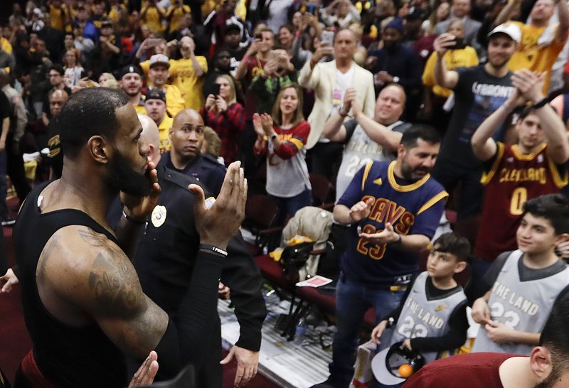 cavs sweep raptors