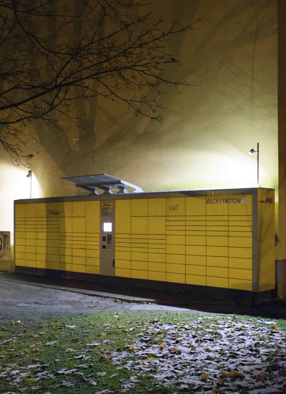 Plot To Extort Dhl Has Germans On Edge During Holiday Season