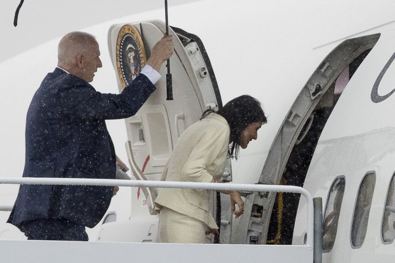 Keith Schiller, Nikki Haley