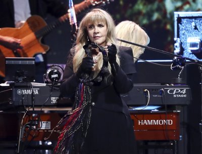 fleetwood mac iheartradio music festival