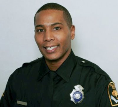 Taser was ineffective, expert testifies at officer's trial | AP News Taser was ineffective, expert testifies at officer's trial | AP News