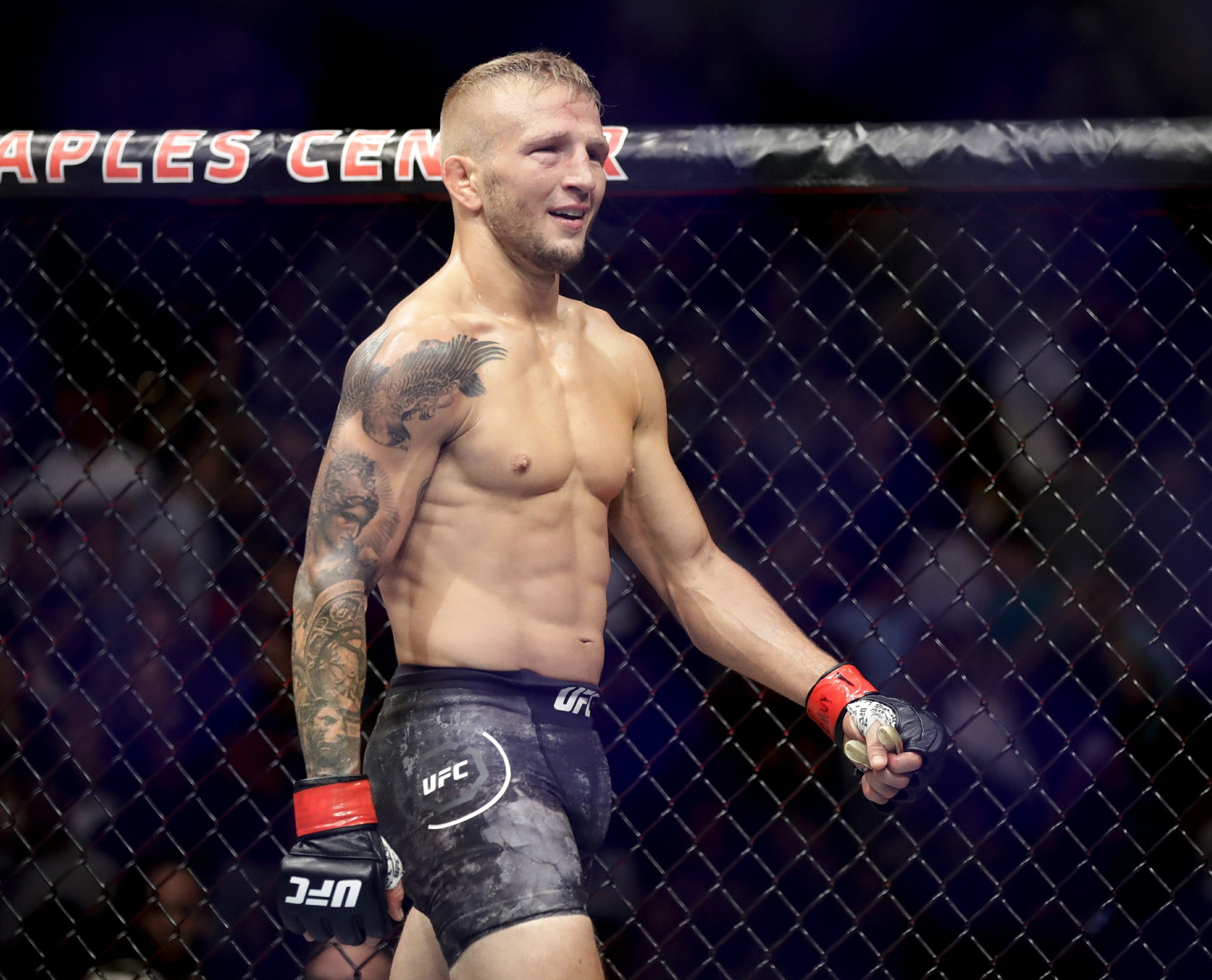 Dillashaw S Drastic Weight Cut Rooted In Meticulous Planning